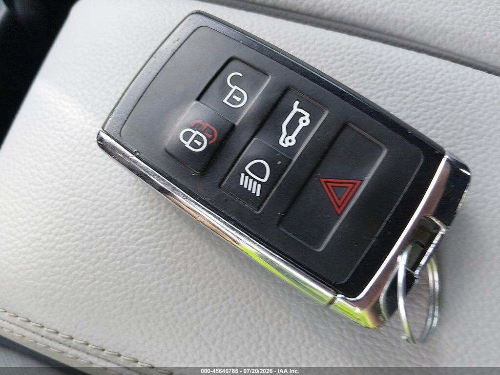 SALZL2FX1LH061144 2020 LAND ROVER RANGE ROVER EVOQUE photo no. 11