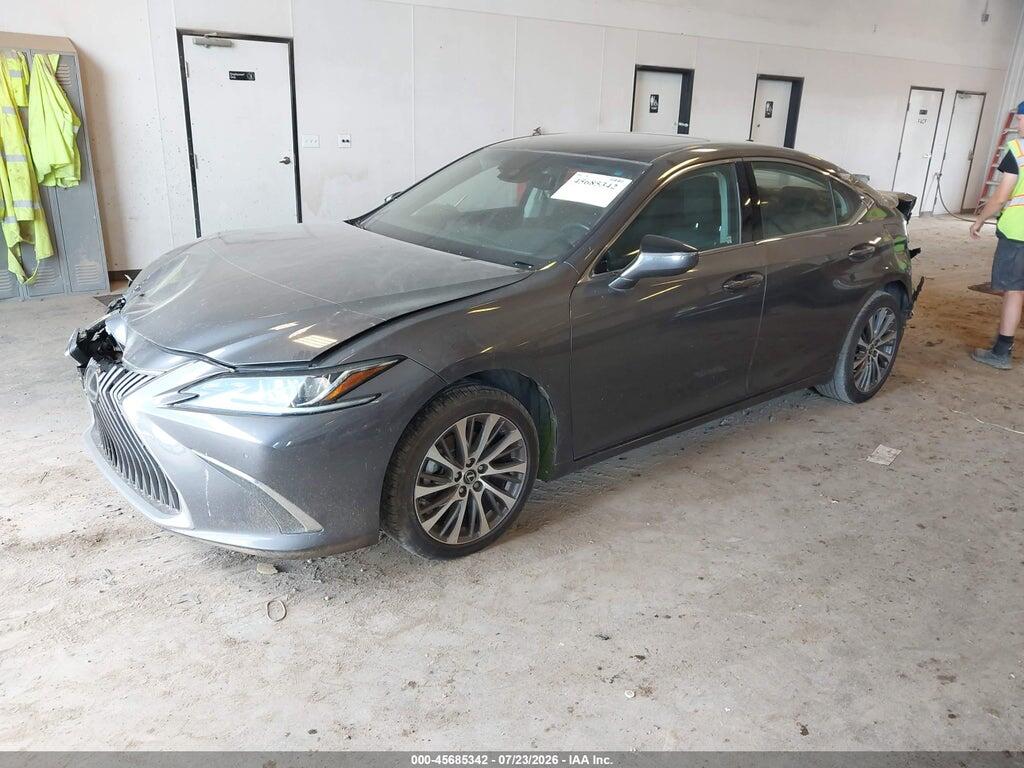 58ADZ1B17LU078246 2020 LEXUS ES 350 photo no. 2