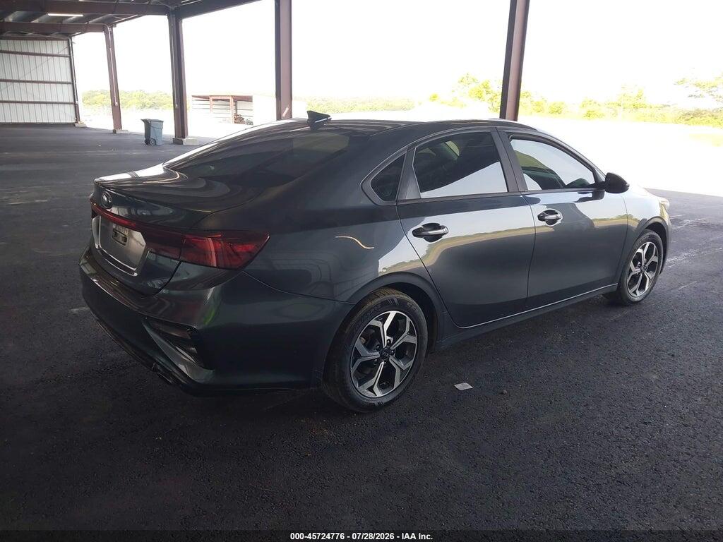 3KPF24AD4KE008240 2019 KIA FORTE photo no. 4