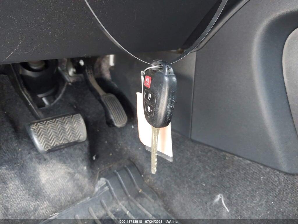 JTLZE4FE4DJ046129 2013 SCION XB photo no. 11