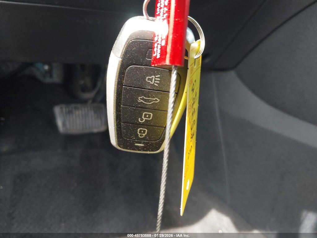 KNDCB3LC1K5260721 2019 KIA NIRO photo no. 10