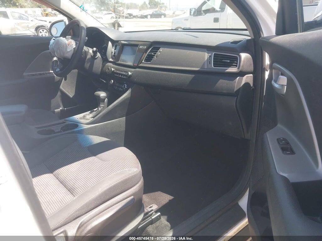 KNDCB3LC1K5348961 2019 KIA NIRO photo no. 5