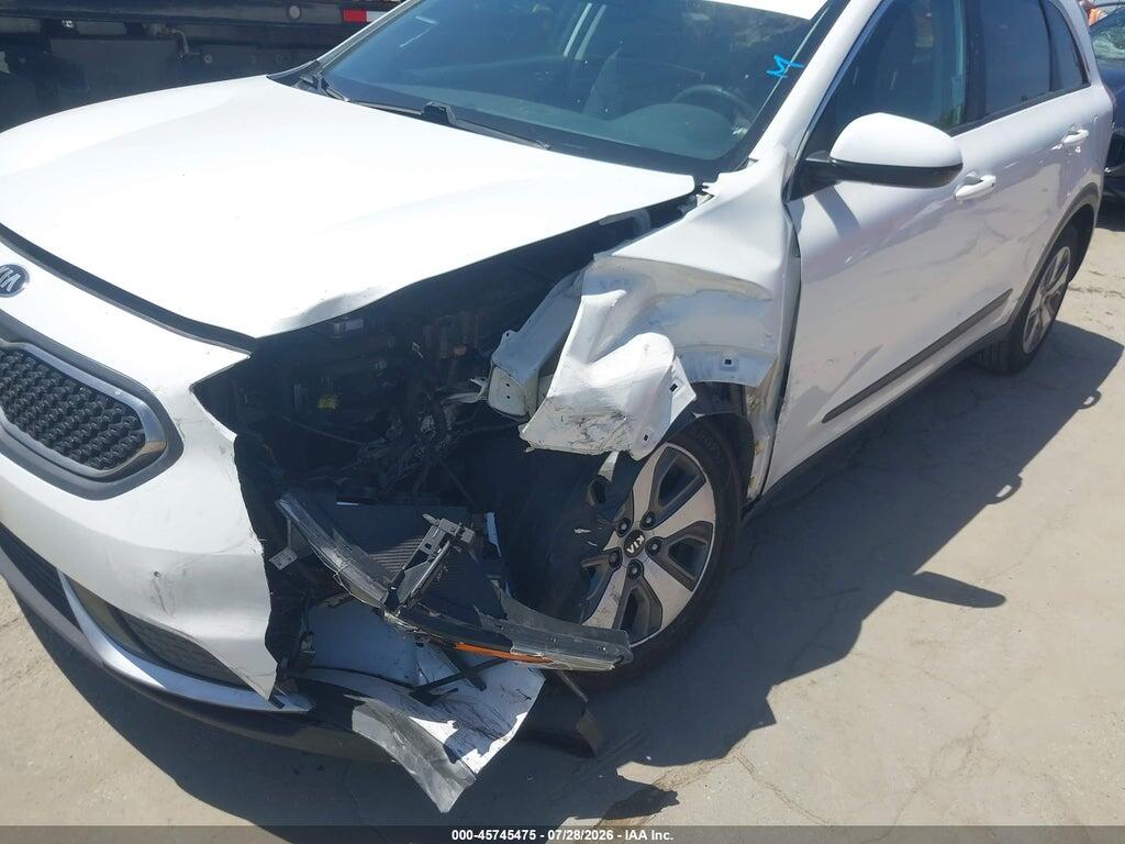 KNDCB3LC1K5348961 2019 KIA NIRO photo no. 6