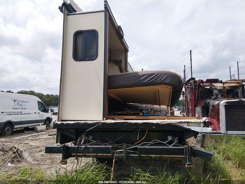 4YDF38221J4701586 2018 KEYSTONE RV MONTANA TT photo no. 10