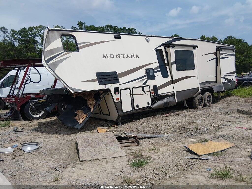 4YDF38221J4701586 2018 KEYSTONE RV MONTANA TT photo no. 2