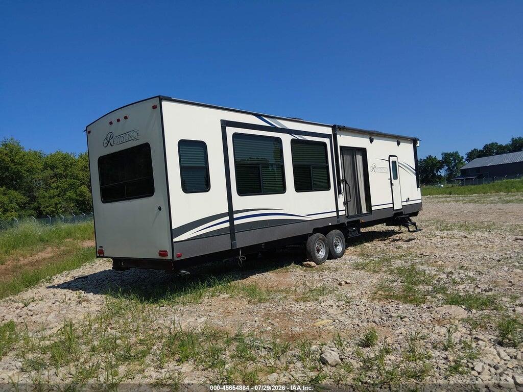4YDT40124JW160265 2018 KEYSTONE RV KEYSTONE photo no. 4