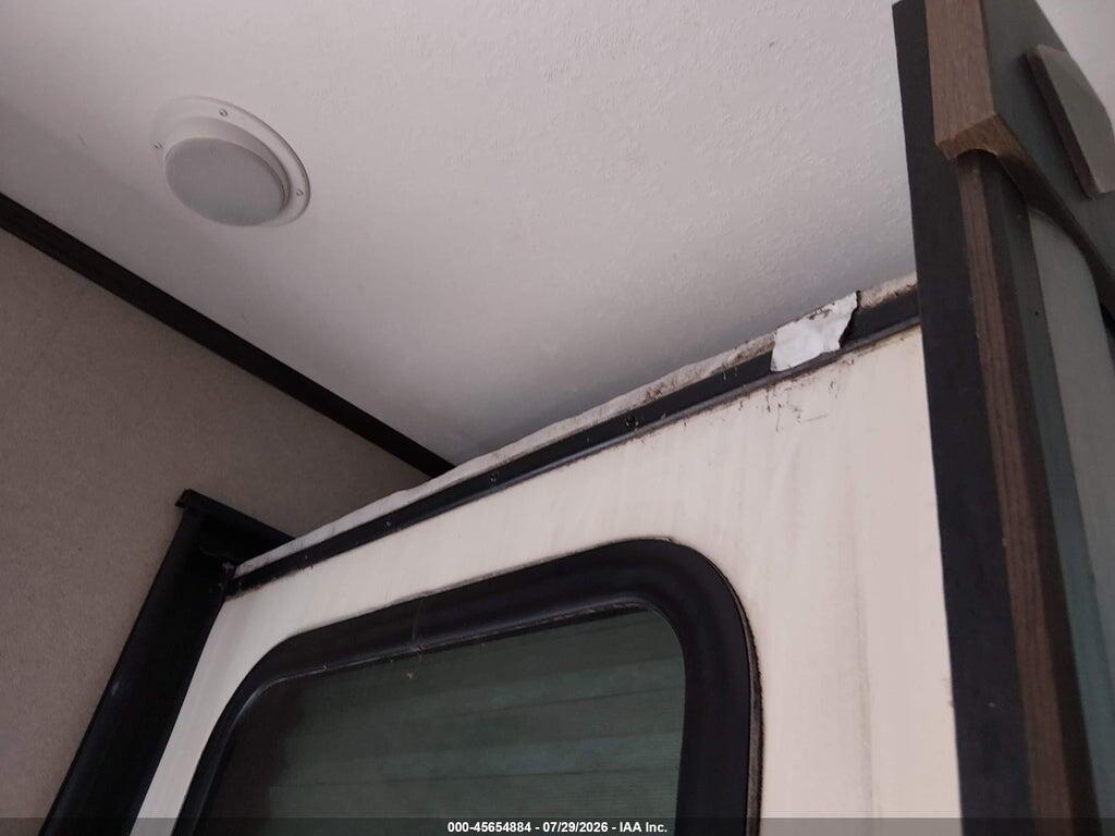 4YDT40124JW160265 2018 KEYSTONE RV KEYSTONE photo no. 6