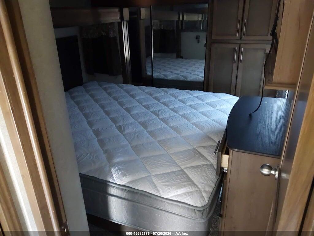 4YDF36622J2506445 2018 KEYSTONE RV COUGAR photo no. 7