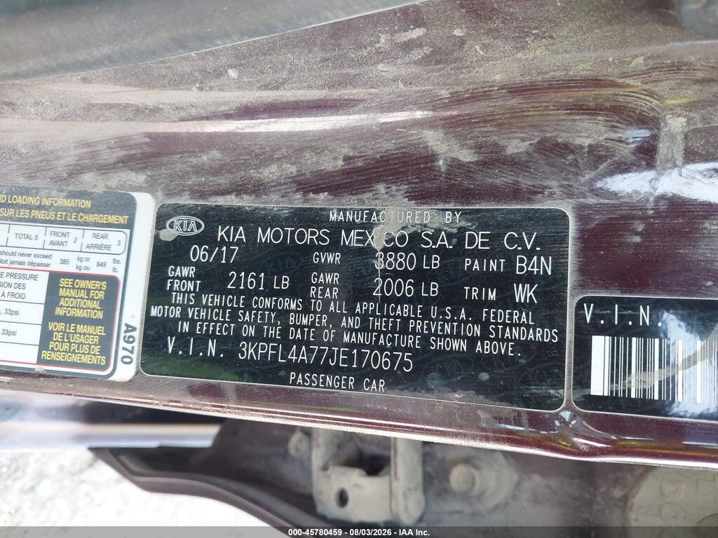 3KPFL4A77JE170675 2018 KIA FORTE photo no. 9