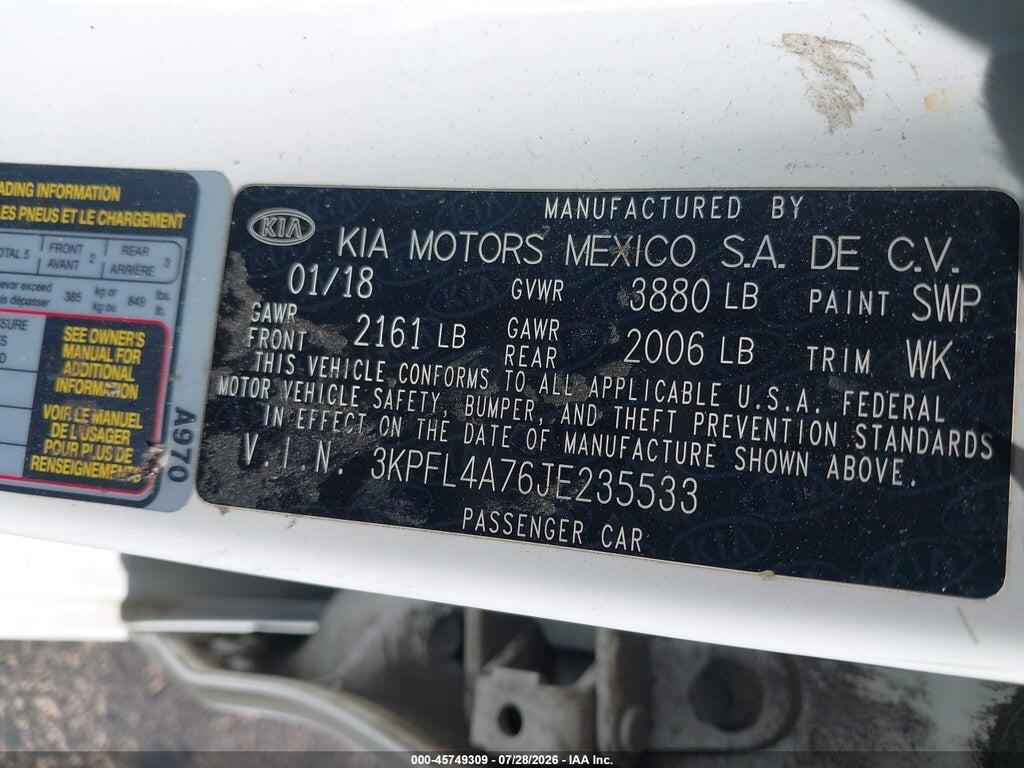 3KPFL4A76JE235533 2018 KIA FORTE photo no. 9
