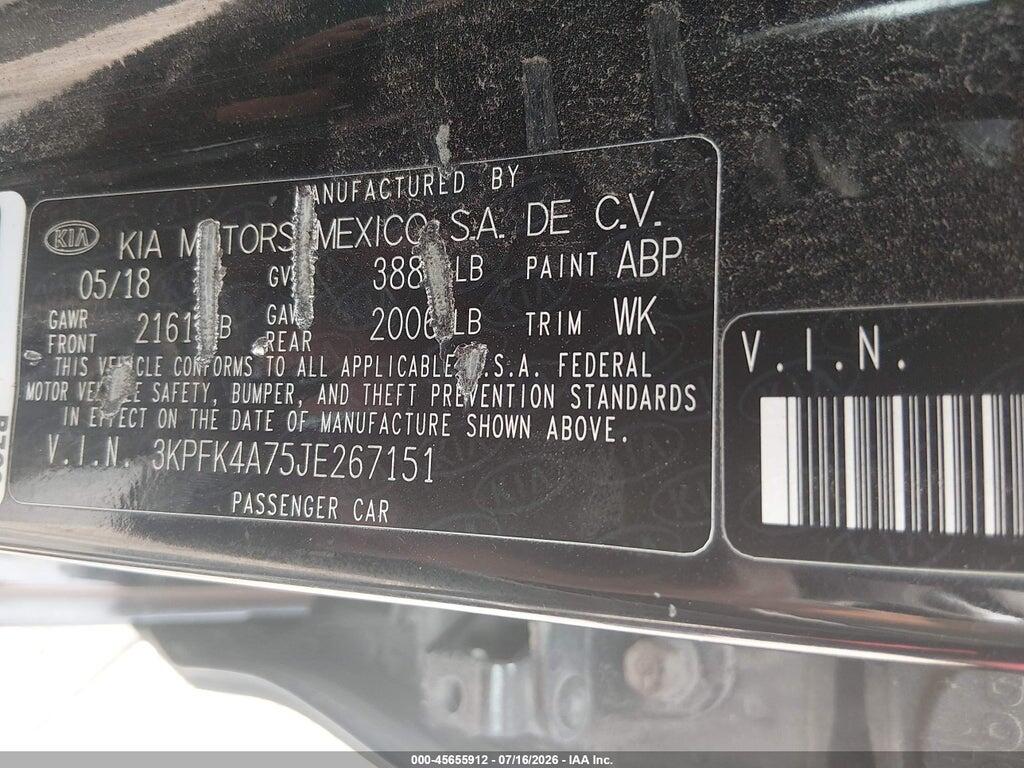 3KPFK4A75JE267151 2018 KIA FORTE photo no. 9