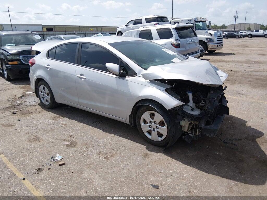 3KPFK4A77JE200180 2018 KIA FORTE photo no. 1