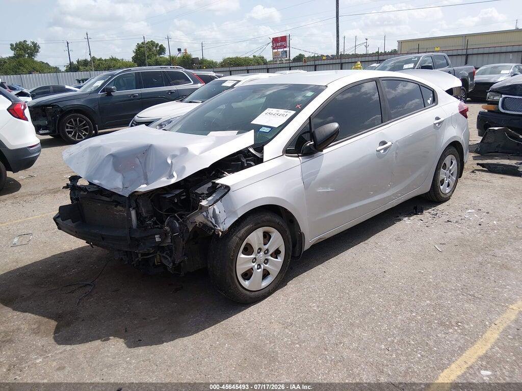 3KPFK4A77JE200180 2018 KIA FORTE photo no. 2