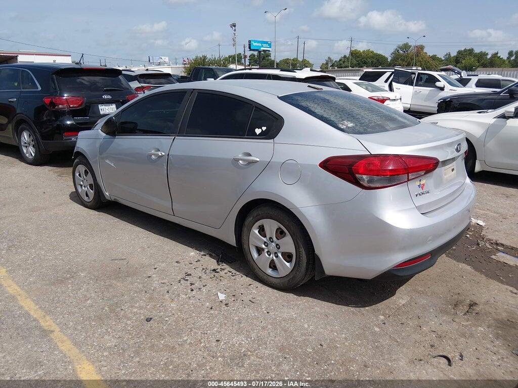 3KPFK4A77JE200180 2018 KIA FORTE photo no. 3