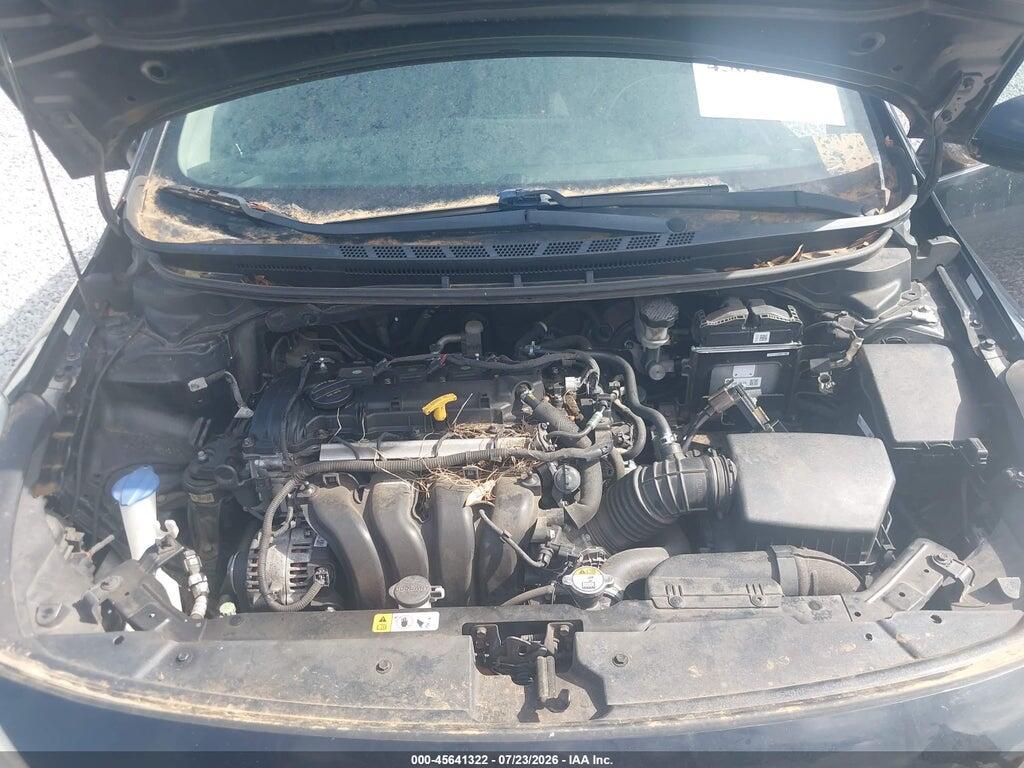 3KPFL4A77JE221866 2018 KIA FORTE photo no. 10
