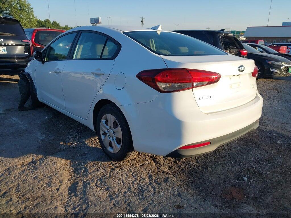 3KPFL4A74JE259653 2018 KIA FORTE photo no. 3