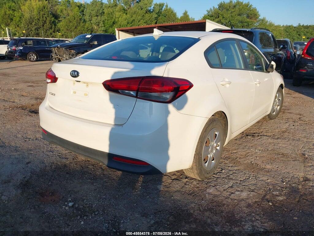 3KPFL4A74JE259653 2018 KIA FORTE photo no. 4