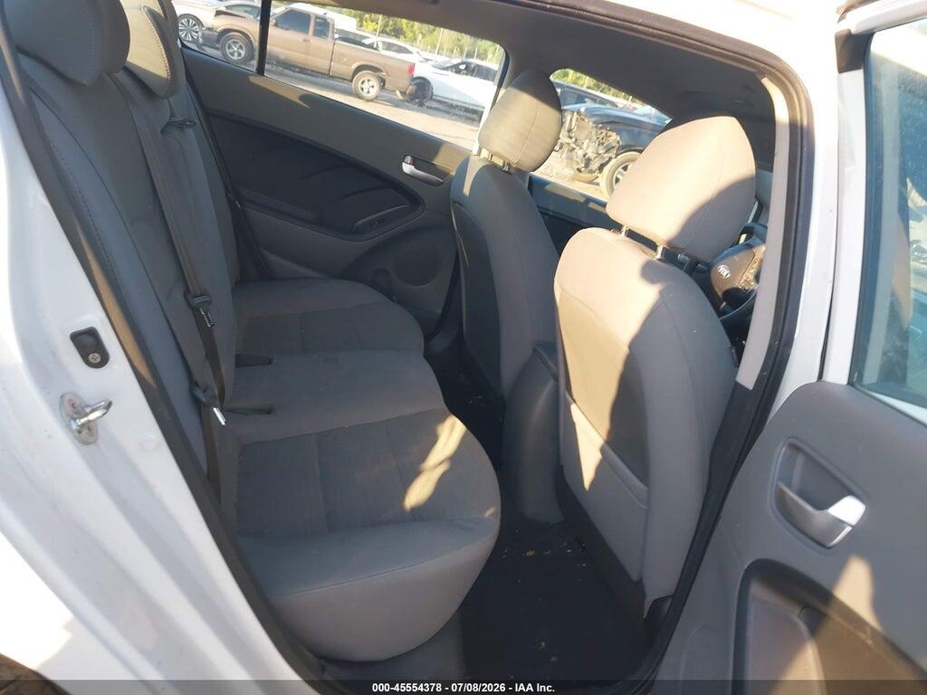 3KPFL4A74JE259653 2018 KIA FORTE photo no. 8