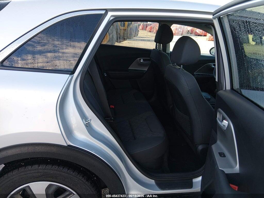 KNDCB3LC6J5160693 2018 KIA NIRO photo no. 8