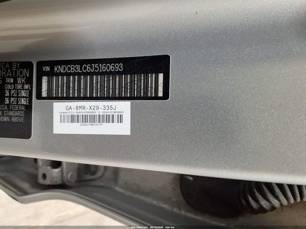 KNDCB3LC6J5160693 2018 KIA NIRO photo no. 9