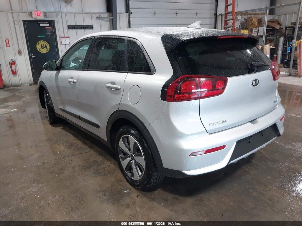 KNDCB3LC5J5147465 2018 KIA NIRO photo no. 3