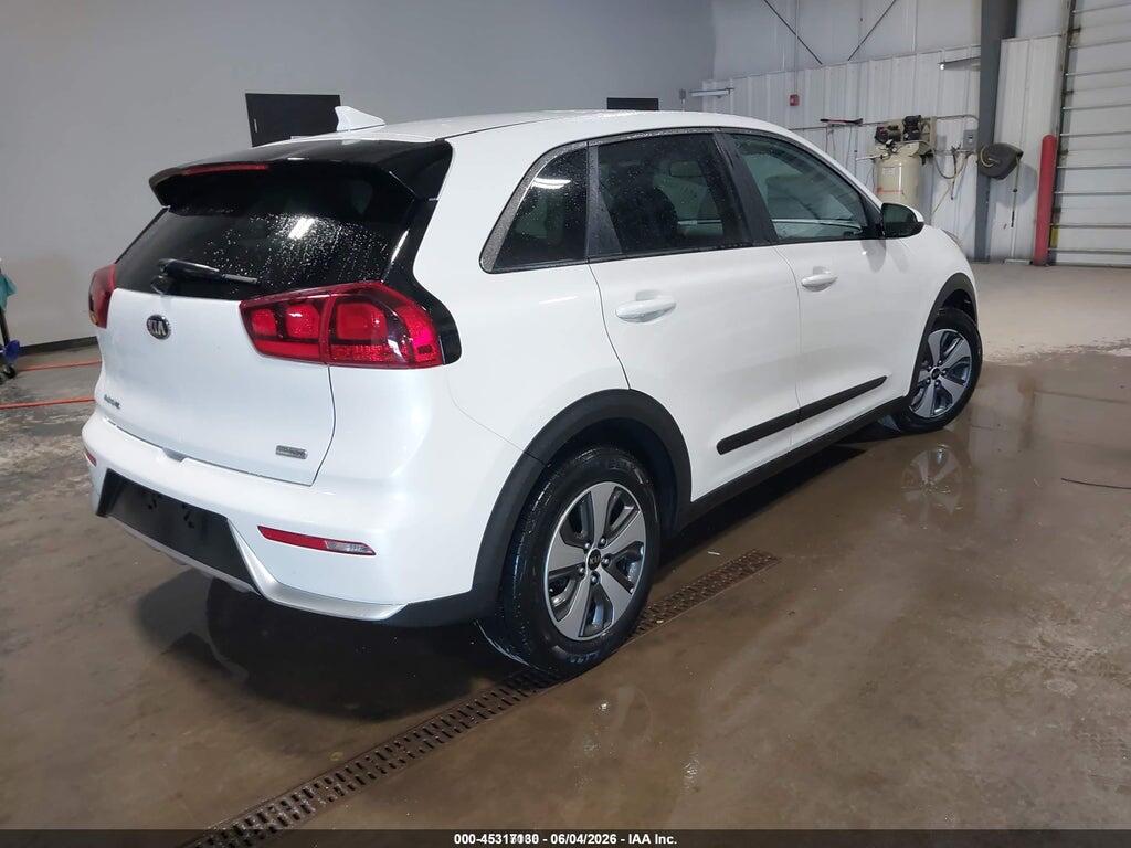 KNDCB3LC2J5140411 2018 KIA NIRO photo no. 4