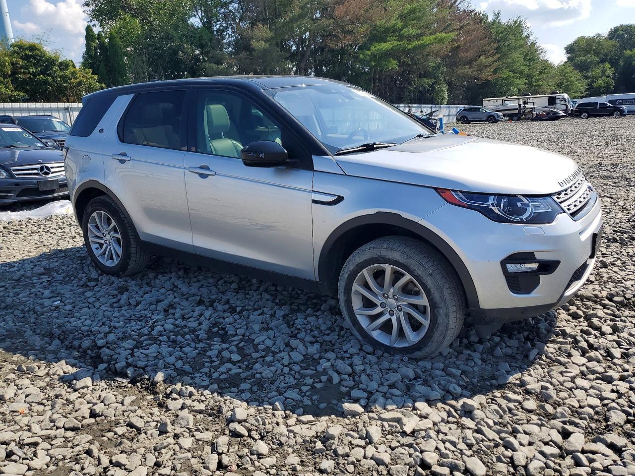 2017 LAND ROVER DISCOVERY SPORT HSE — Фото 4 из 13
