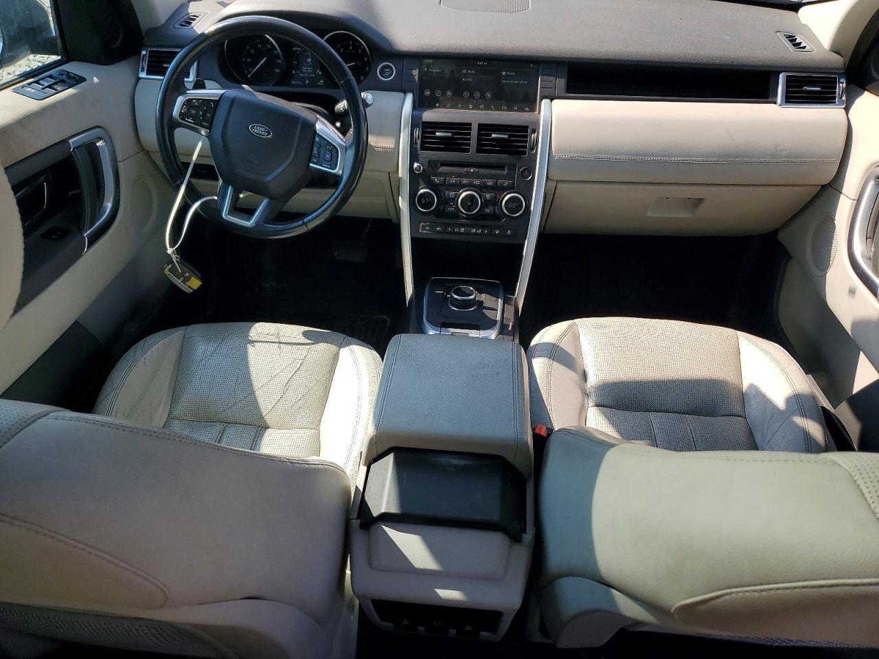 2017 LAND ROVER DISCOVERY SPORT HSE — Фото 8 из 13