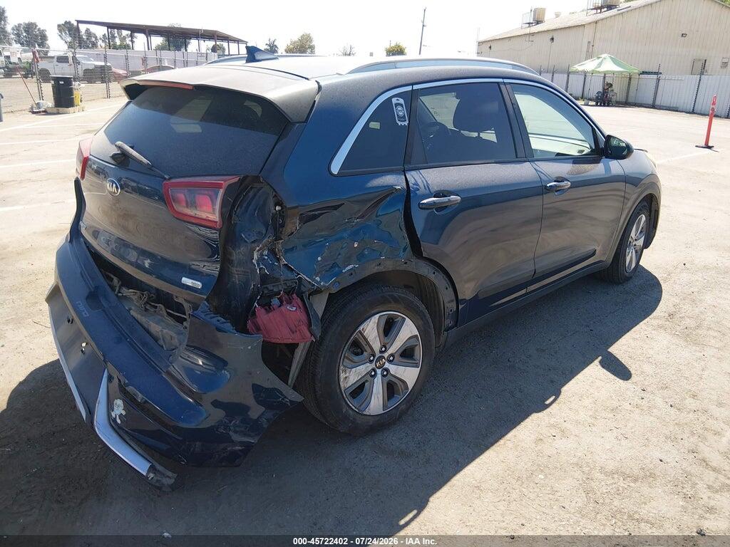 KNDCB3LC6J5200755 2018 KIA NIRO photo no. 4