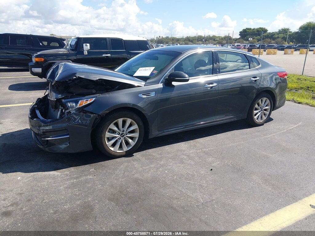5XXGU4L33JG215369 2018 KIA OPTIMA photo no. 2