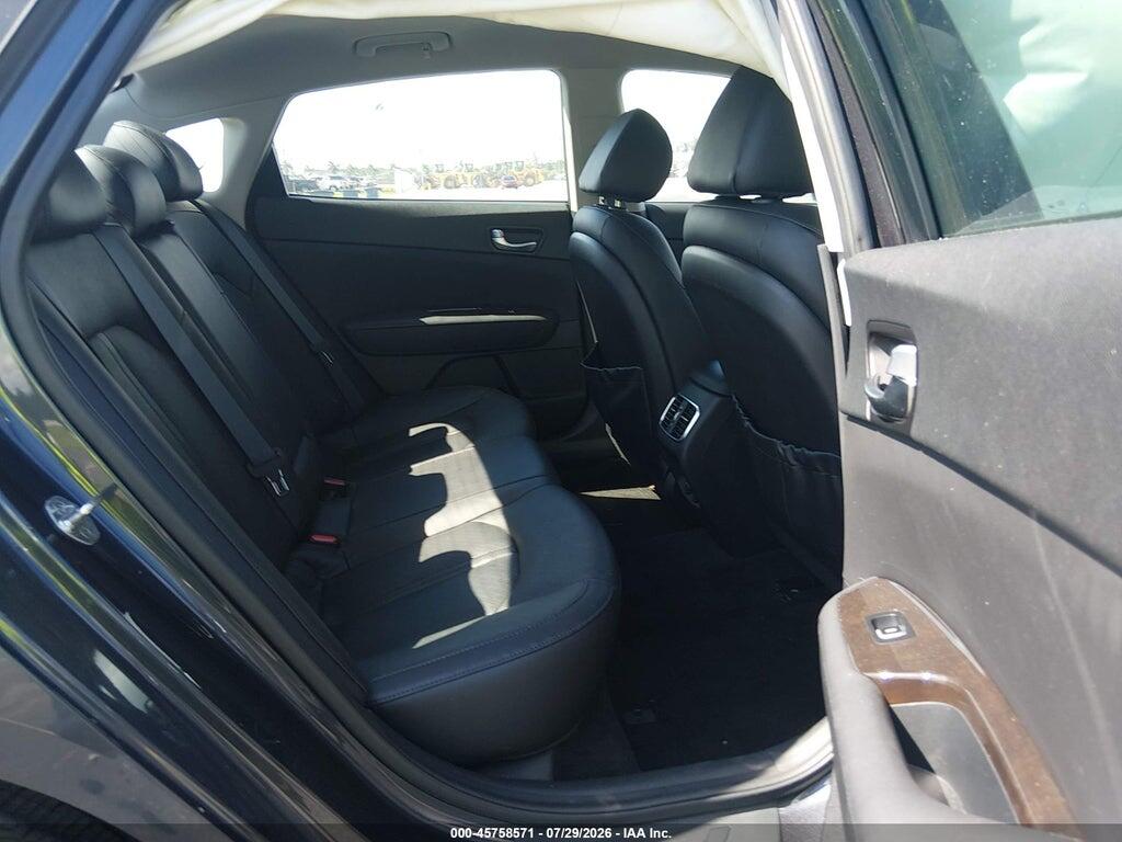 5XXGU4L33JG215369 2018 KIA OPTIMA photo no. 8