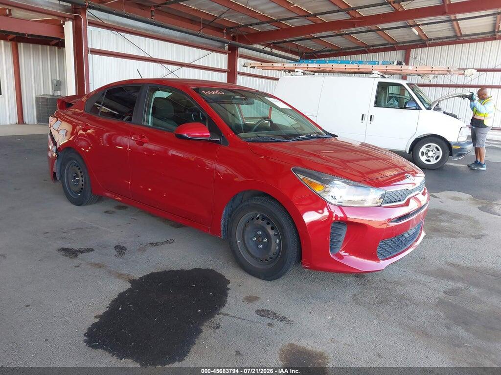 3KPA24AB8JE136827 2018 KIA RIO photo no. 1