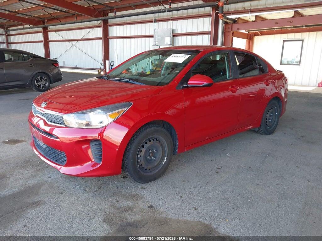 3KPA24AB8JE136827 2018 KIA RIO photo no. 2