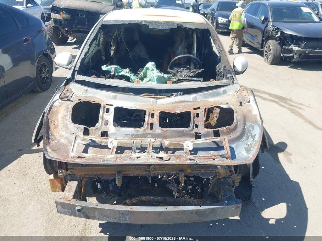 3KPA24AB8JE077813 2018 KIA RIO photo no. 12