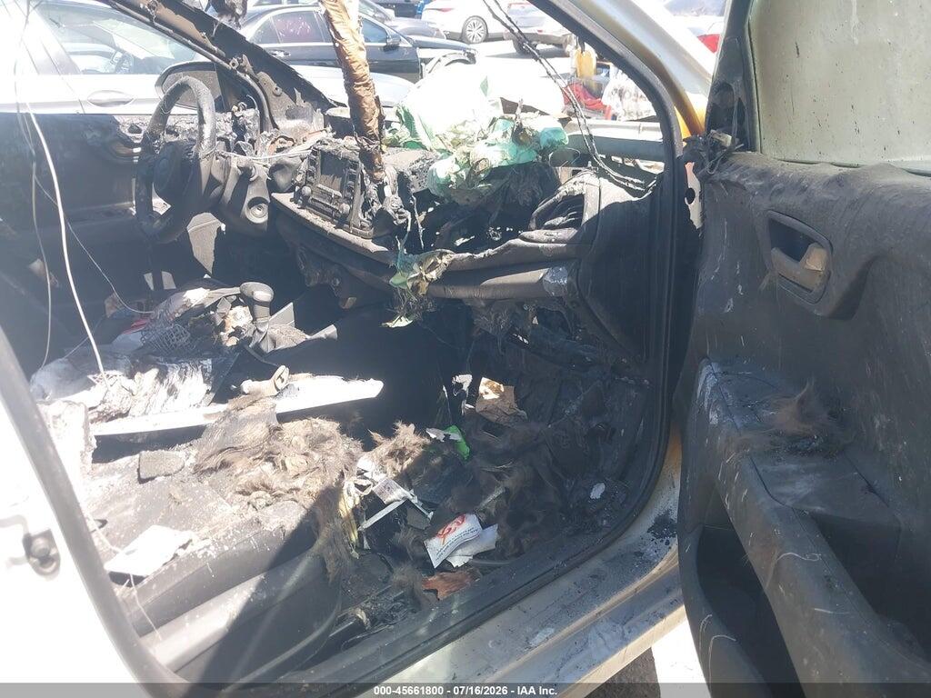 3KPA24AB8JE077813 2018 KIA RIO photo no. 5