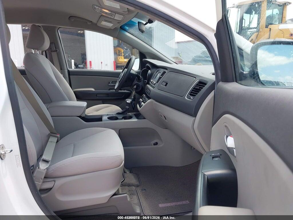 KNDMA5C18J6400967 2018 KIA SEDONA photo no. 5