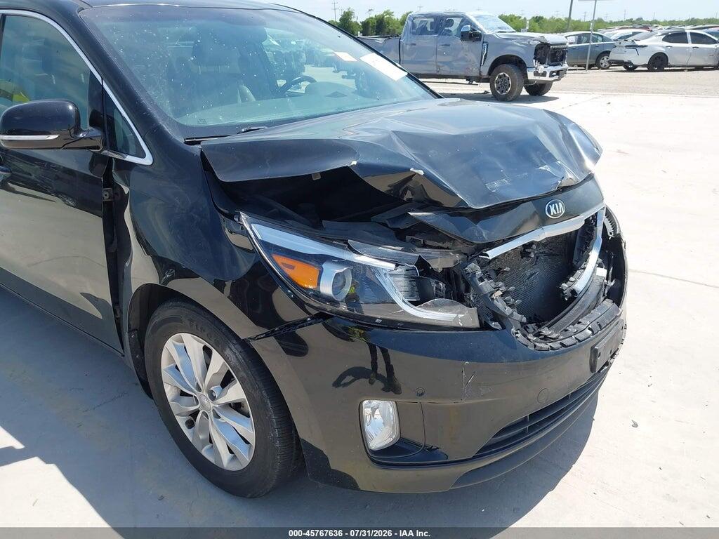 KNDMC5C12J6397168 2018 KIA SEDONA photo no. 6
