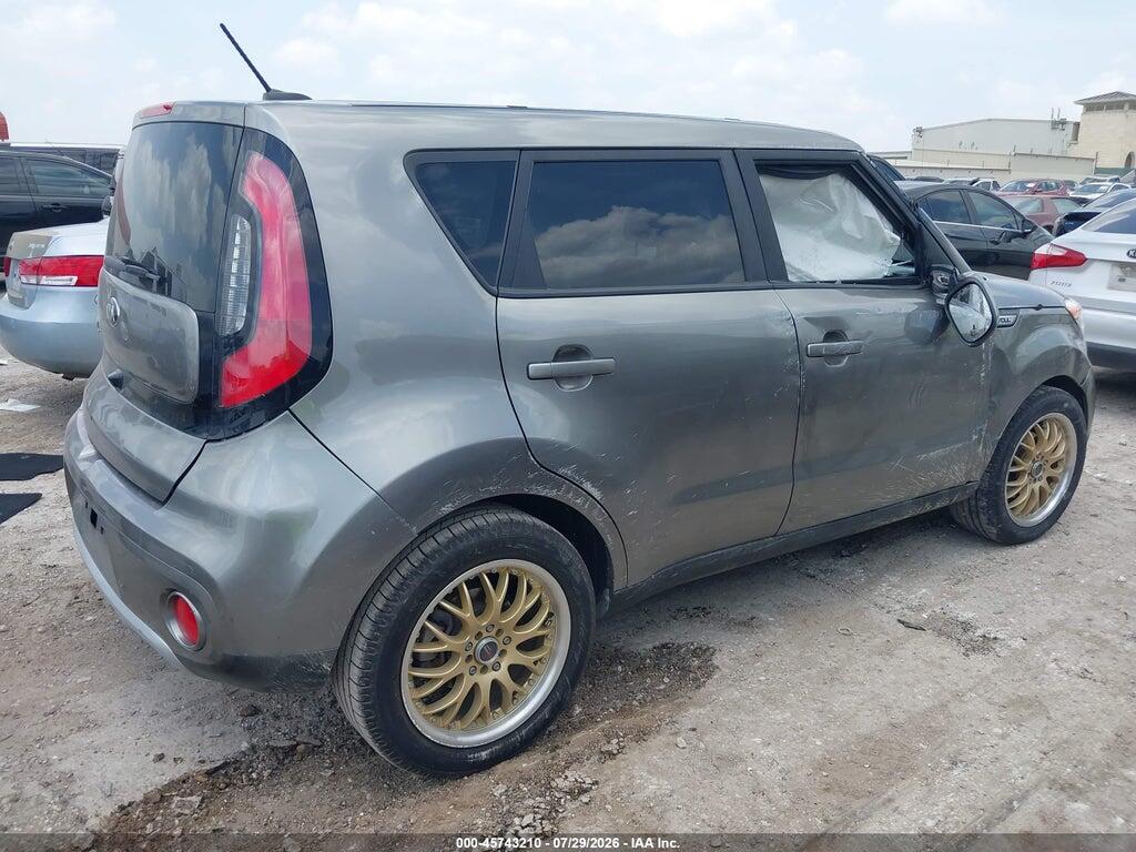 KNDJP3A52K7698746 2019 KIA SOUL photo no. 4