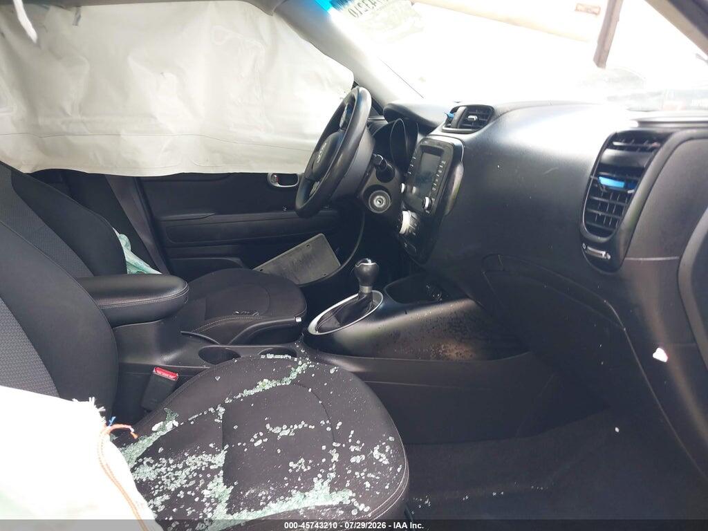 KNDJP3A52K7698746 2019 KIA SOUL photo no. 5