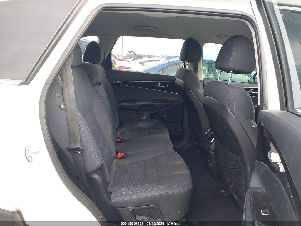 5XYPG4A38JG429862 2018 KIA SORENTO photo no. 8