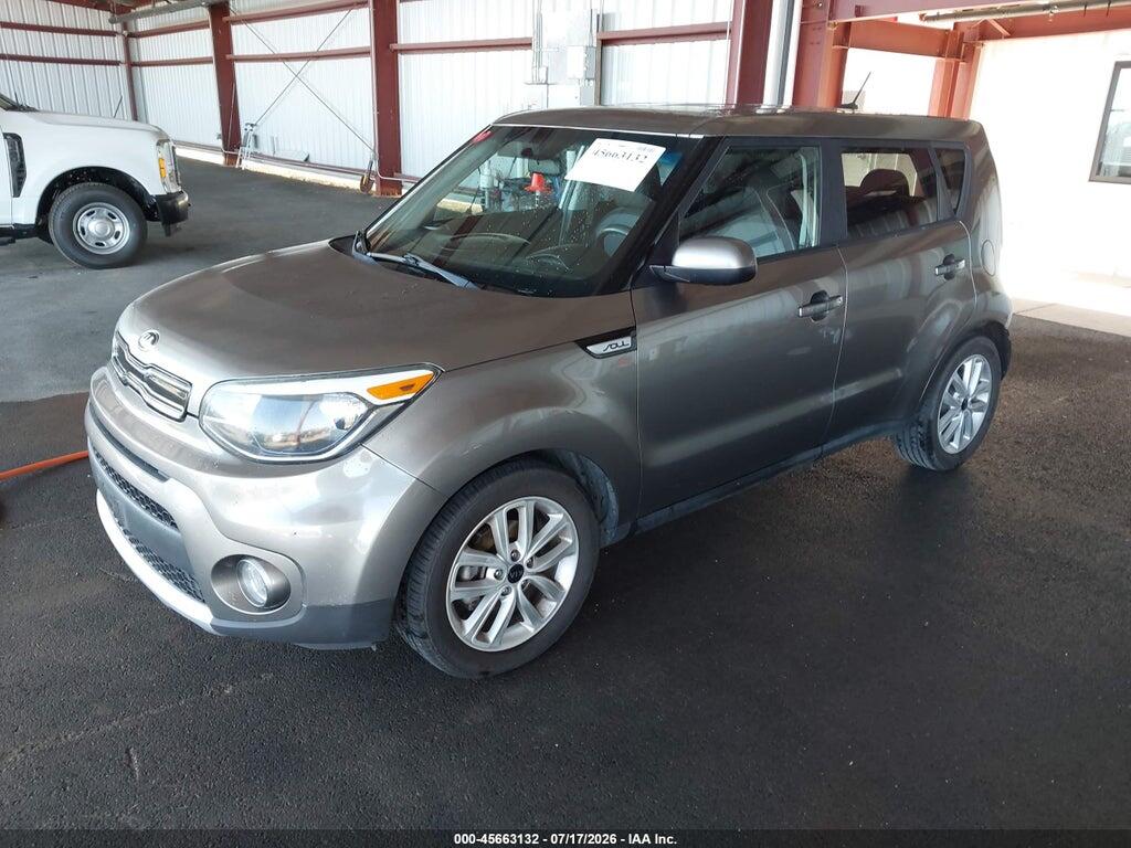 KNDJP3A56J7596445 2018 KIA SOUL photo no. 2