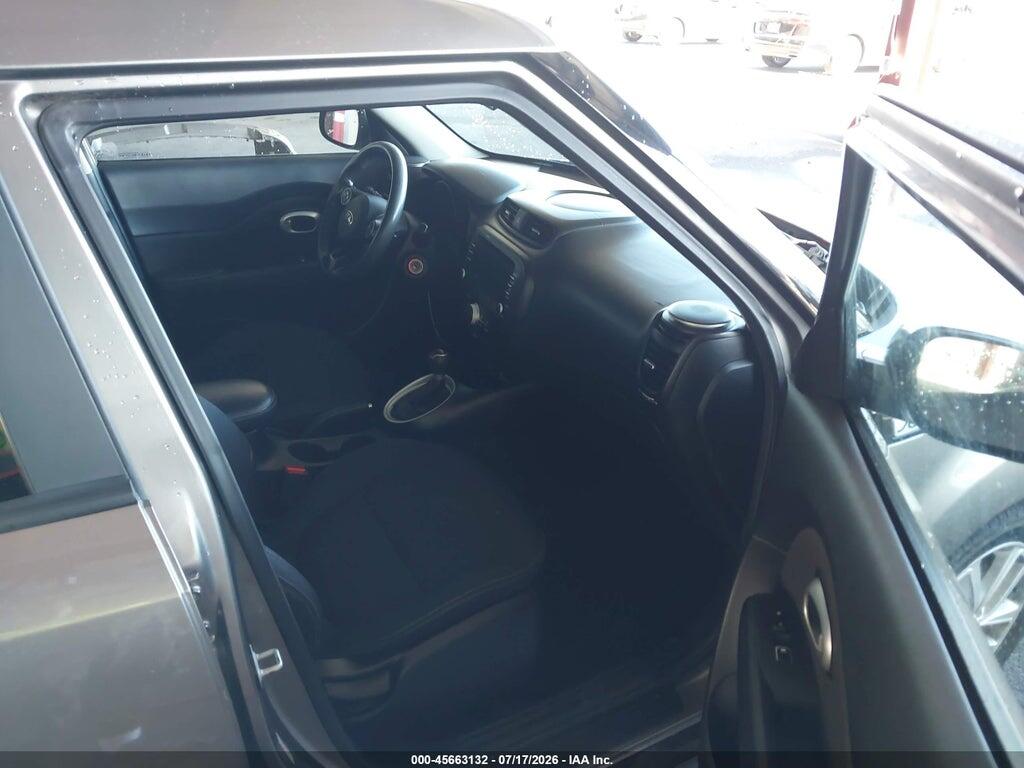 KNDJP3A56J7596445 2018 KIA SOUL photo no. 5