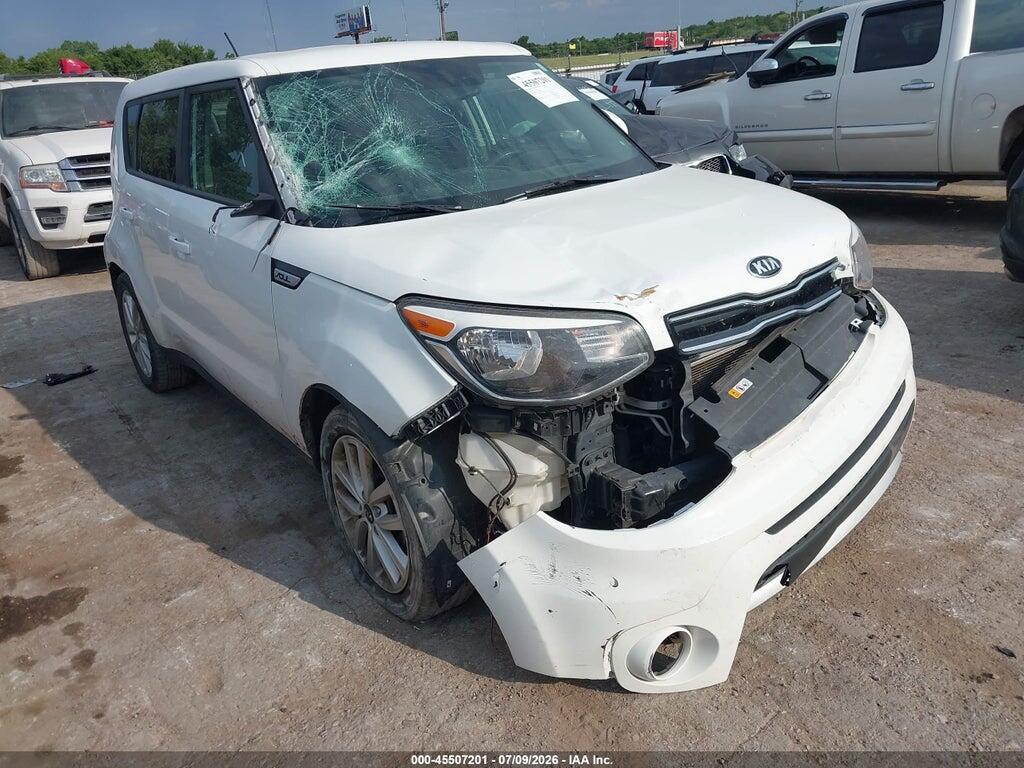 KNDJP3A55J7901868 2018 KIA SOUL photo no. 1