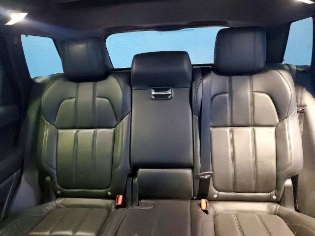 2017 LAND ROVER RANGE ROVER SPORT HSE — Фото 10 из 13
