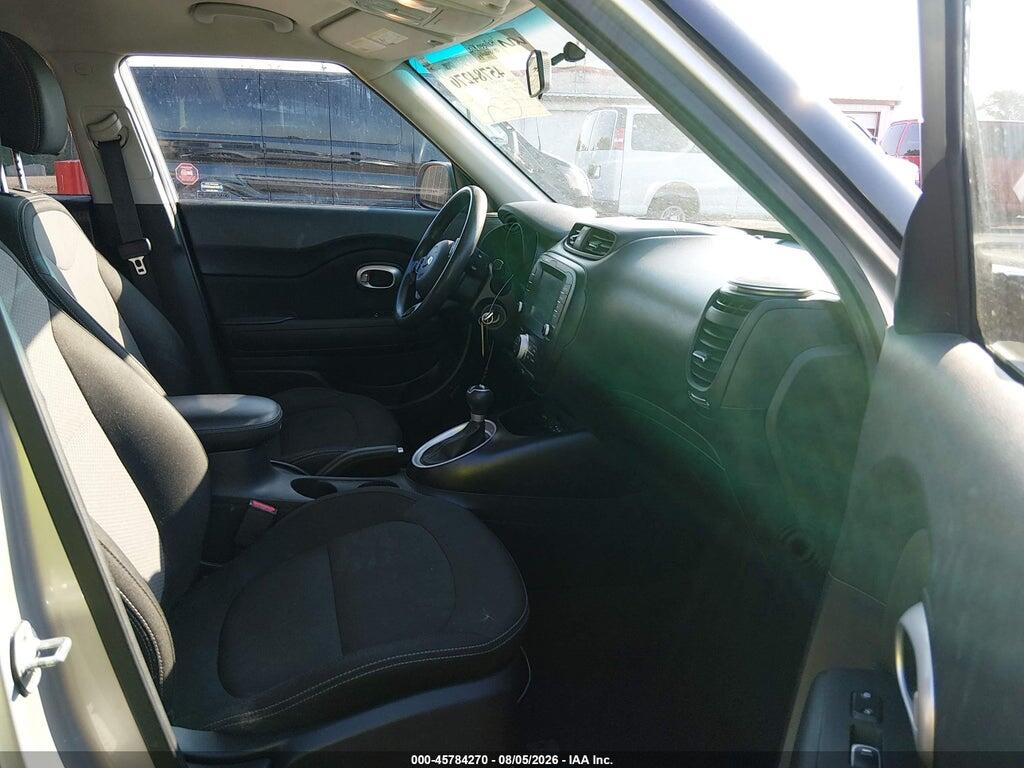 KNDJP3A53J7619633 2018 KIA SOUL photo no. 5