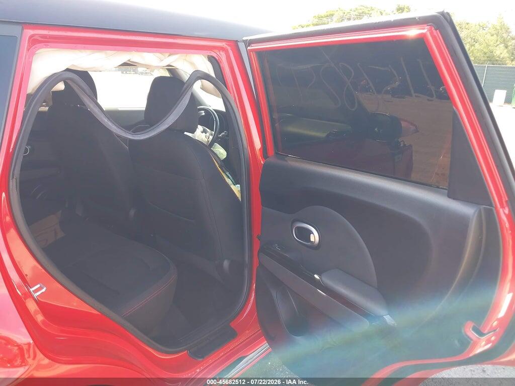 KNDJP3A50K7661033 2019 KIA SOUL photo no. 8