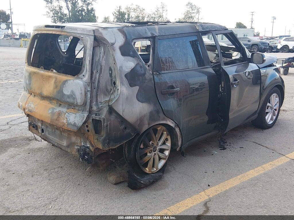 KNDJP3A59K7913426 2019 KIA SOUL photo no. 4
