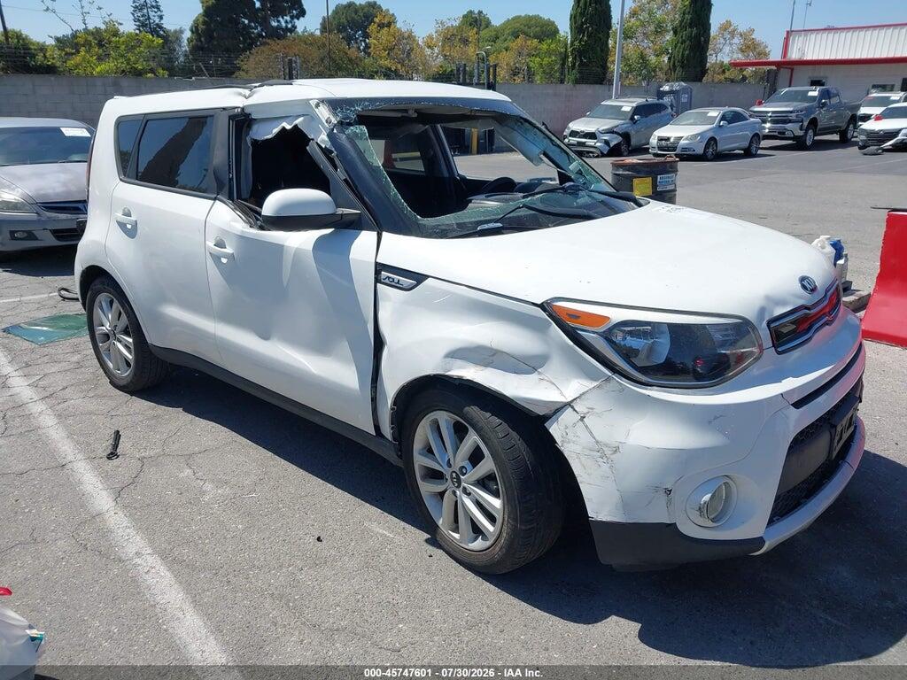 KNDJP3A56J7527433 2018 KIA SOUL photo no. 1