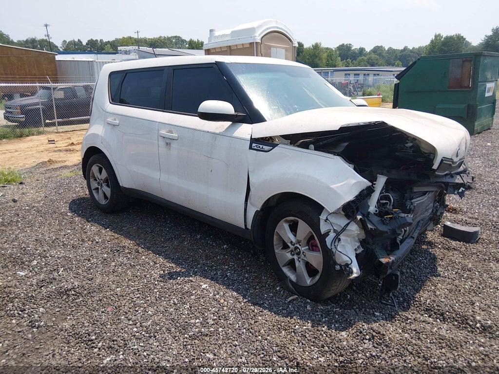 KNDJN2A28J7908030 2018 KIA SOUL photo no. 1
