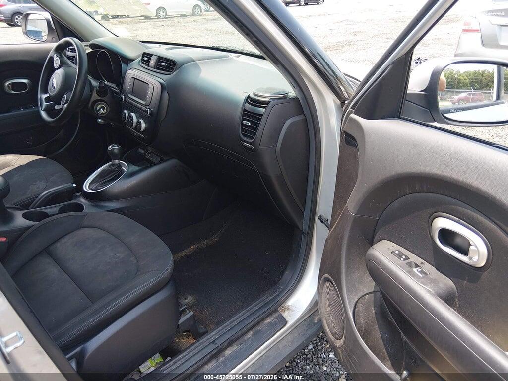 KNDJN2A29J7598907 2018 KIA SOUL photo no. 5